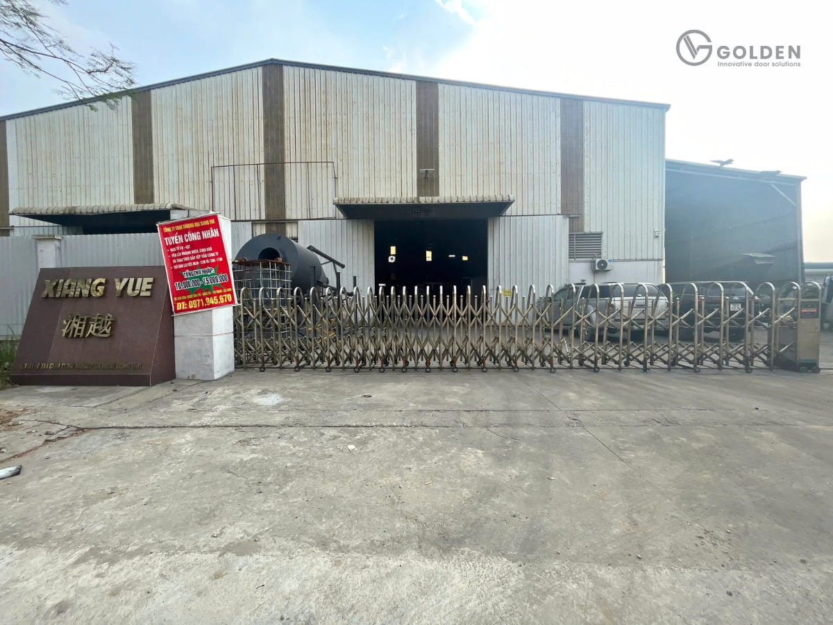 Lắp đặt cổng xếp inox 201 tại Bắc Ninh